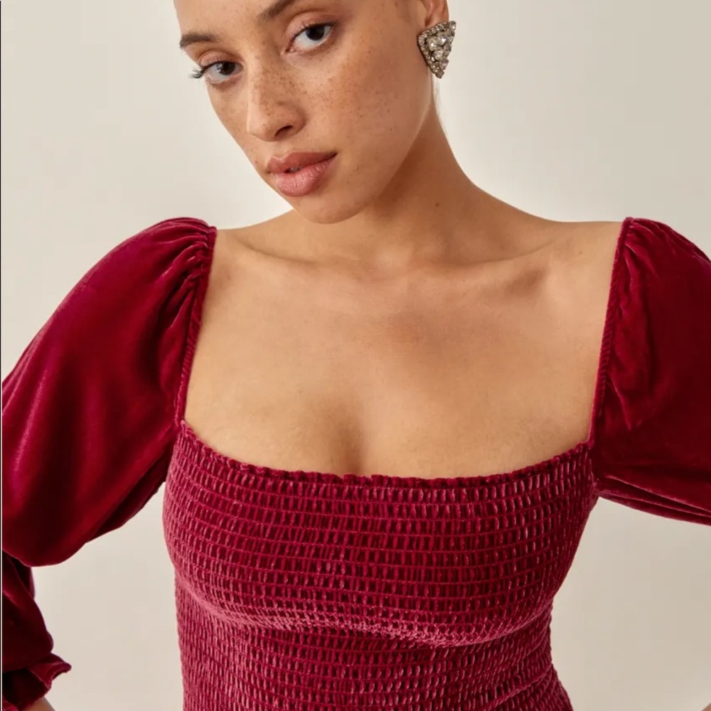 Reformation Albi Velvet Dress Crimson - Picture 5 of 8